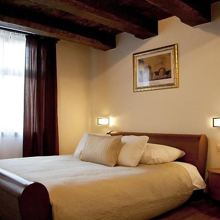 Apartamenty Hotelu Pod Orlem Stary Toruń エクステリア 写真